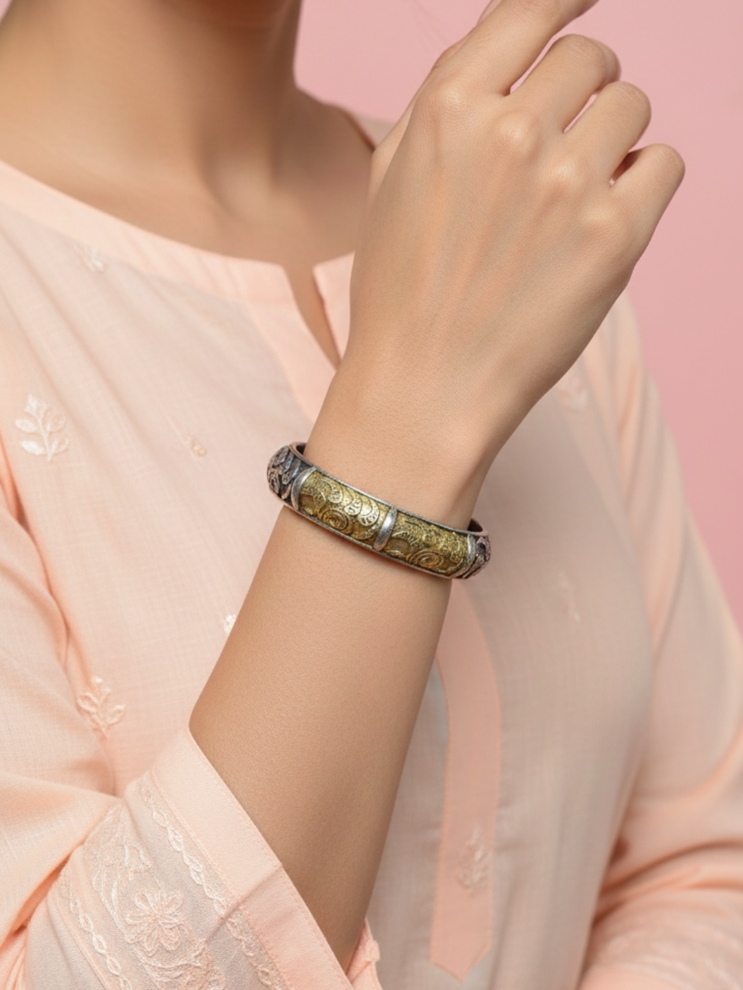 Gul E Jaipur Brass Gold-plated Oxidised Bangle