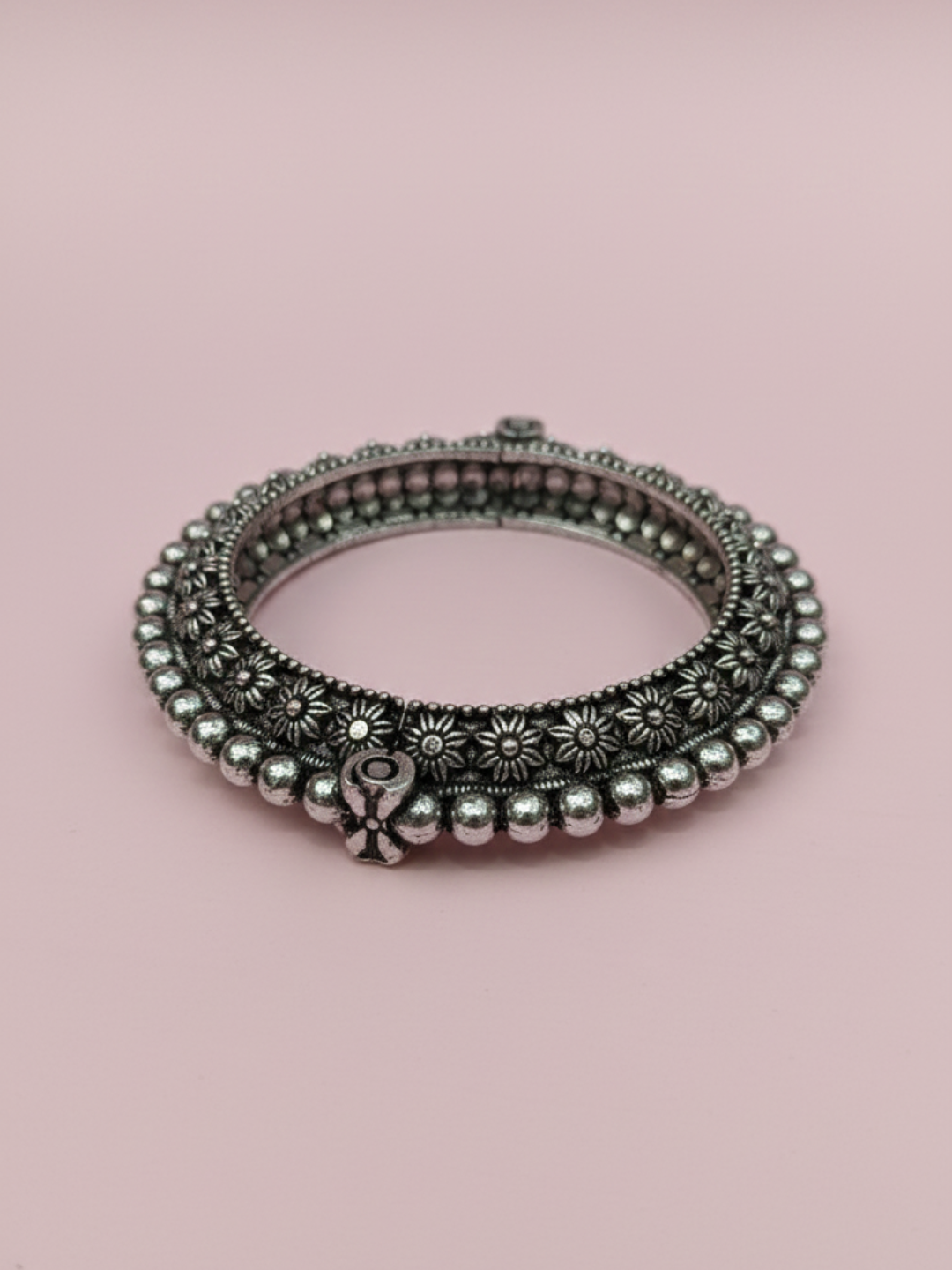 Gul E Jaipur Brass Black Silver Vintage Bangle
