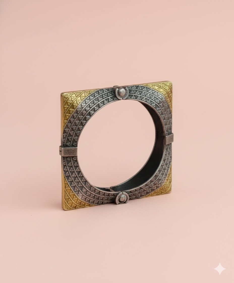 Gul E Jaipur Brass Beautifull Black Silver Kada