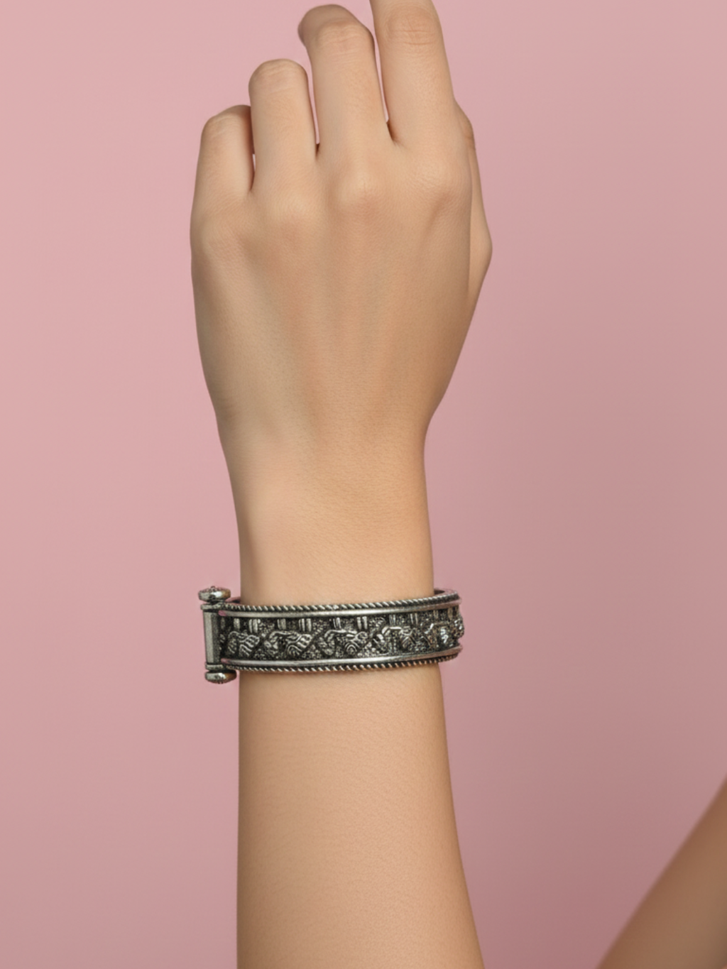 ndian Cultural Style Oxidized Silver Plated Kangan