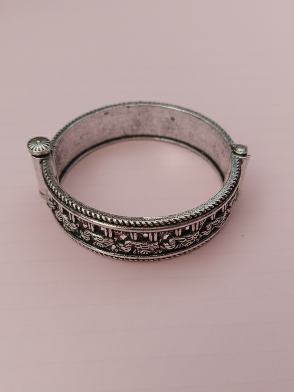 ndian Cultural Style Oxidized Silver Plated Kangan