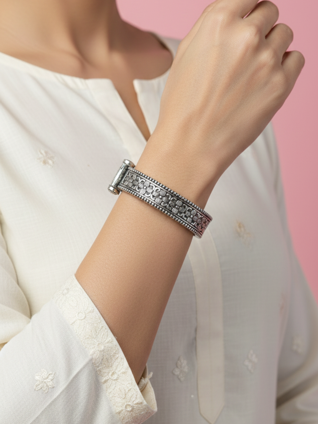 Designer Wedding Wear Antique Silver Brass Bangles