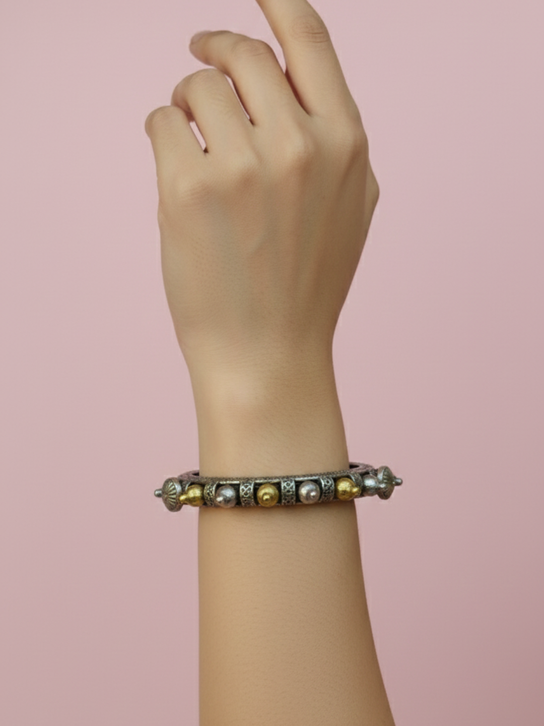 Ethnic Treasure Dual Finish Bangle
